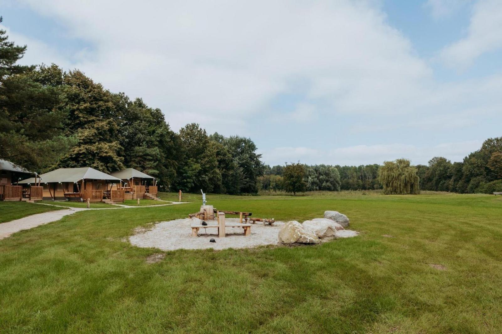 Glamping Lodge With Eco-Wellness زيفولد المظهر الخارجي الصورة