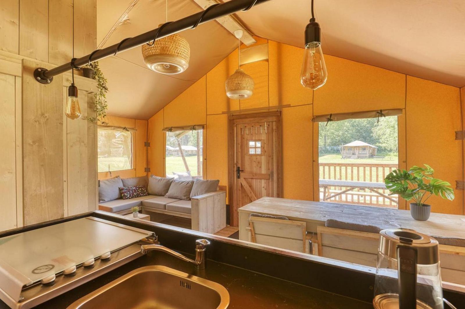 Glamping Lodge With Eco-Wellness زيفولد المظهر الخارجي الصورة