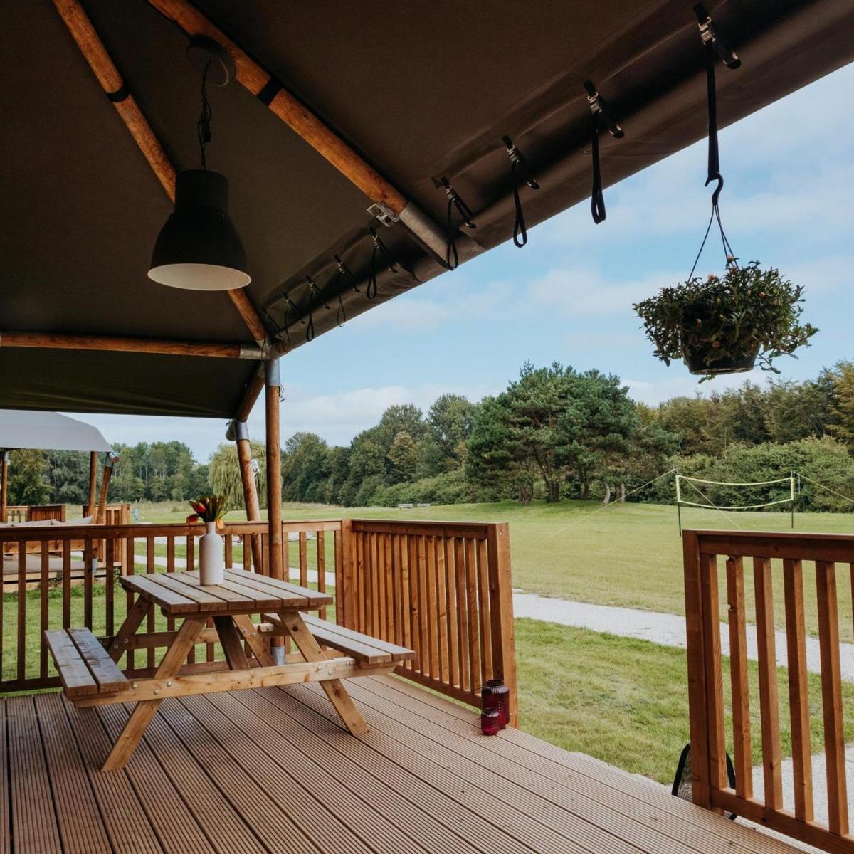 Glamping Lodge With Eco-Wellness زيفولد المظهر الخارجي الصورة